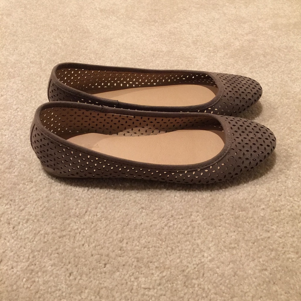 Universal Thread Goods Co./Women's Size 9/Flats